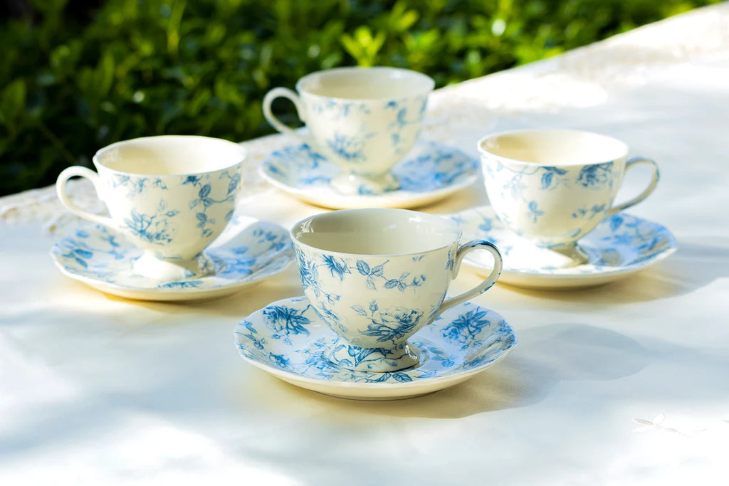 http://www.thetwiggery.com/cdn/shop/products/blue-toile-teacups2_1024x1024.webp?v=1658707281